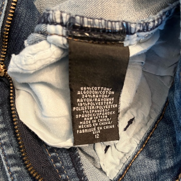 1822 Women’s Distressed Jeans Size 12 - Picture 2 of 4